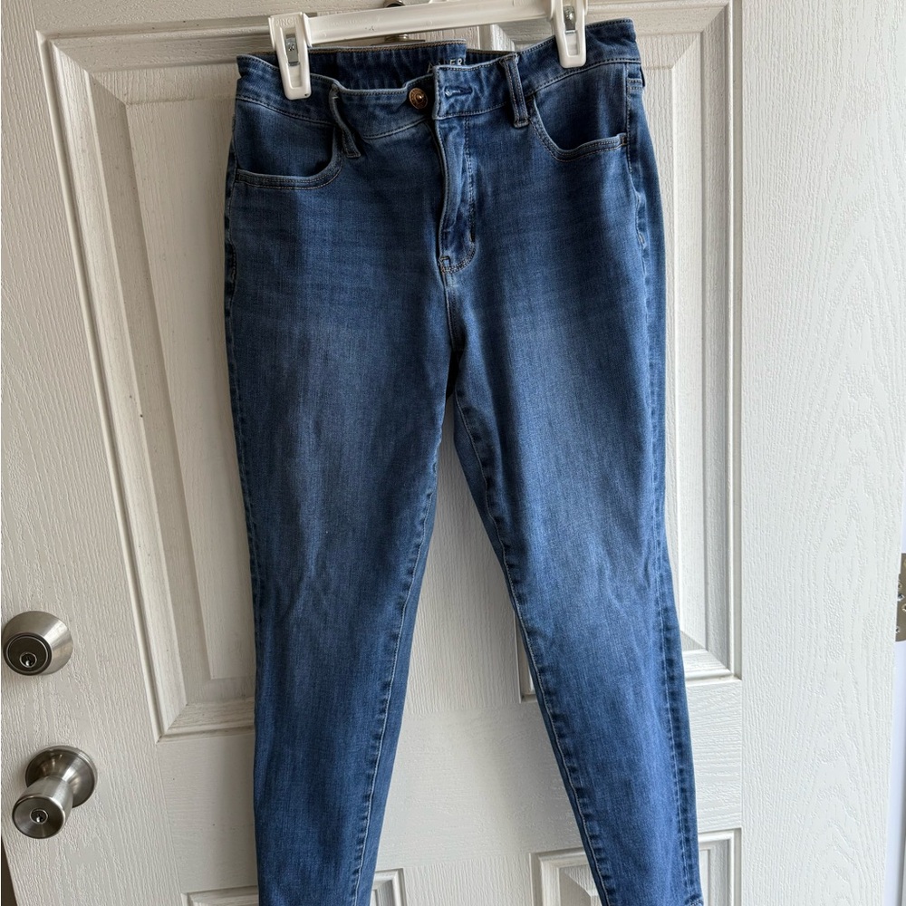 American Eagle Outfitters Medium Blue Skinny Jeans